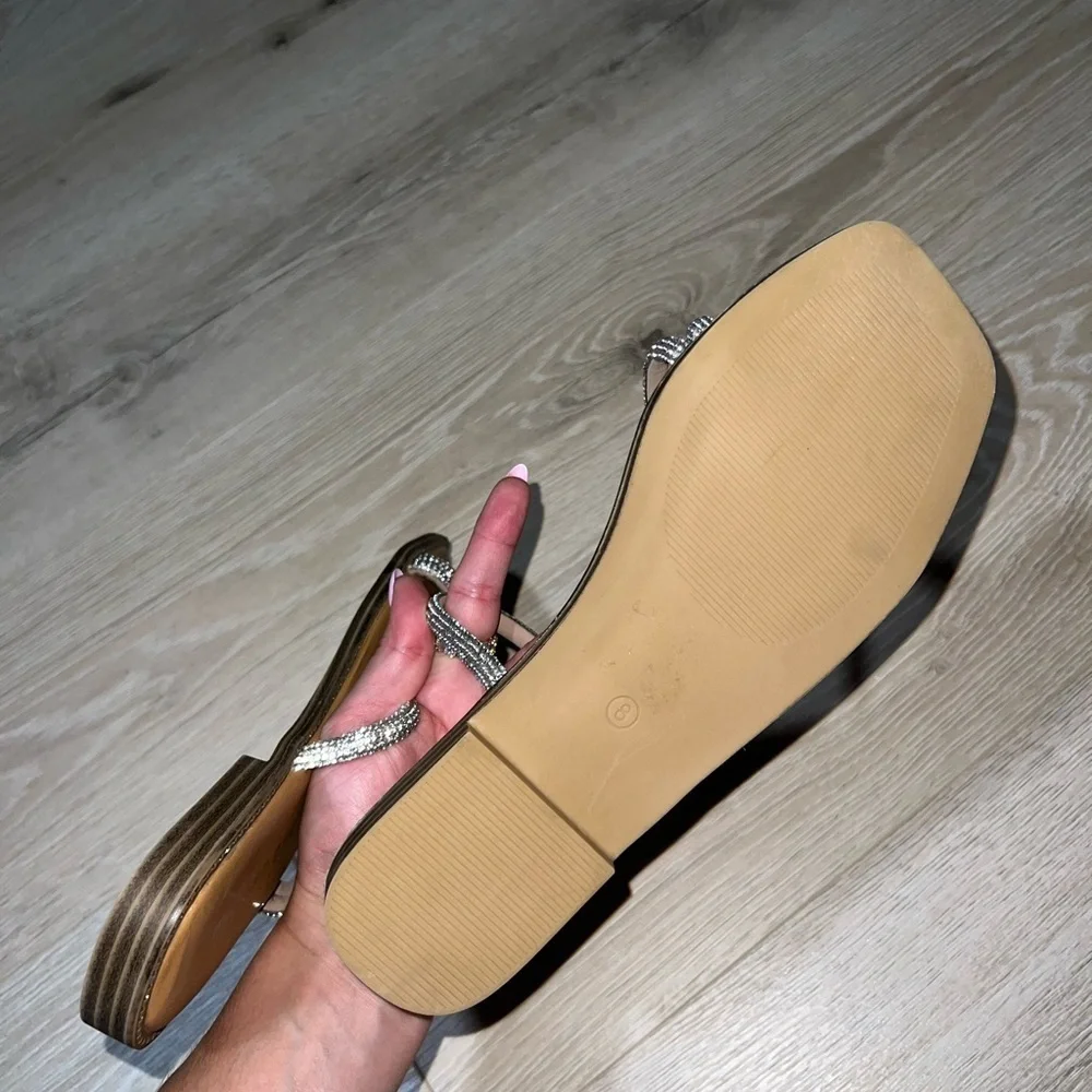 NEW Bedazzled sparkly flip flop sandals Madden Girl  8 new